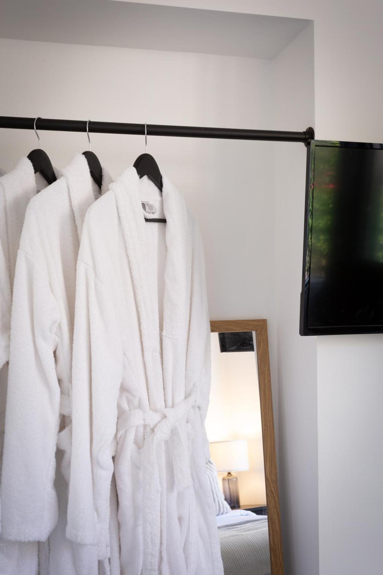 London Mews, Modern Apartment - Sleeps 4 York Bagian luar foto